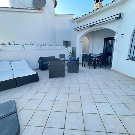 Charmante Villa Avec Piscine Dans Les Canaux Empuriabrava Exterior foto