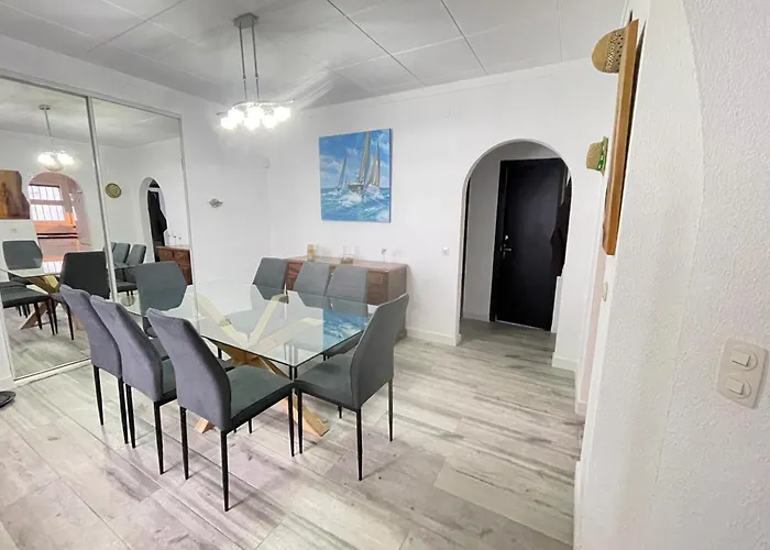 Charmante Villa Avec Piscine Dans Les Canaux